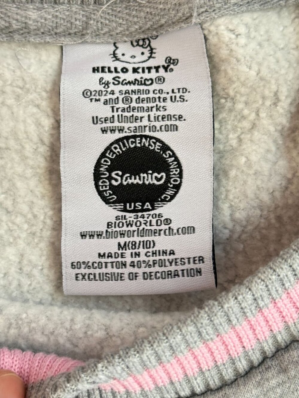 Hello Kitty Sanrio Gray Crewneck Sweatshirt Top Kitty Cat Size Medium - Picture 5 of 8